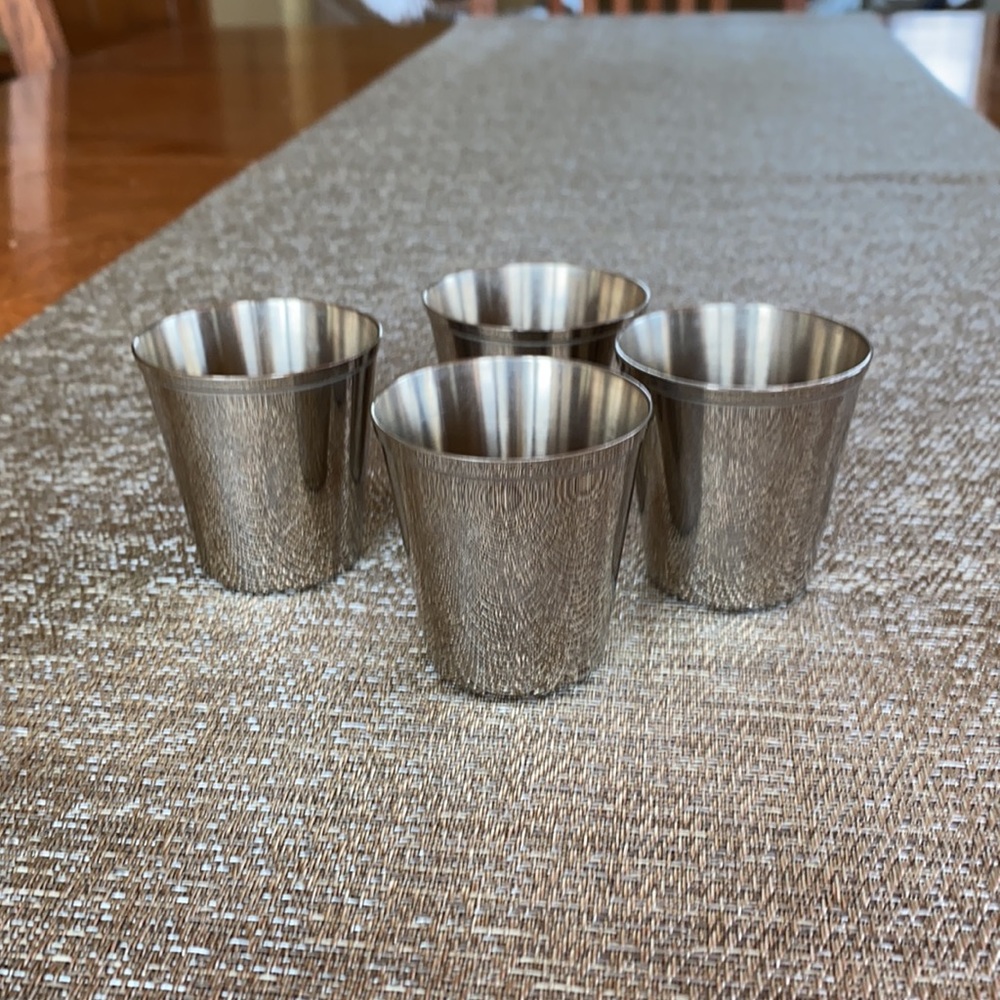 Vintage Metal Shot Glasses in Leather Rupp Case - Picture 2 of 12